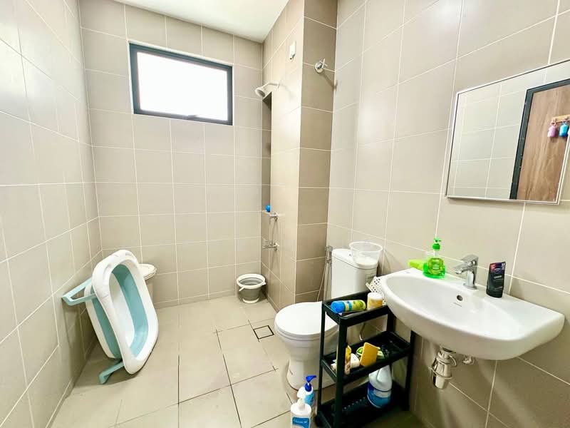 Rumah Teres 2 Tingkat untuk Dijual di Bandar Bukit Raja (Klang) - Syahrim Naim - Bathroom - PropertyGuru.com.my