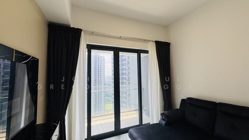 Servis Apartment untuk Dijual di The Elements - Johann Paul Gregory Gregory - Living Room - PropertyGuru.com.my