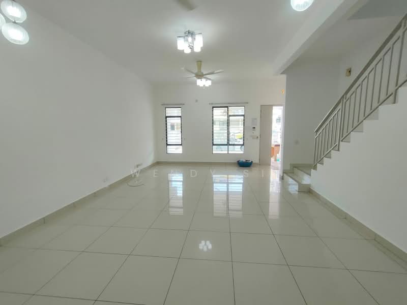 2-storey Terraced House for Rent in Setia Indah (Setia Alam) - Wendy Si - Living Room - PropertyGuru.com.my