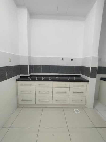 2-storey Terraced House for Rent in Setia Indah (Setia Alam) - Wendy Si - Kitchen - PropertyGuru.com.my