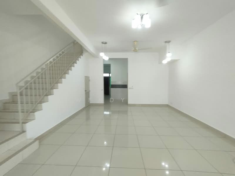 2-storey Terraced House for Rent in Setia Indah (Setia Alam) - Wendy Si - Living Room - PropertyGuru.com.my