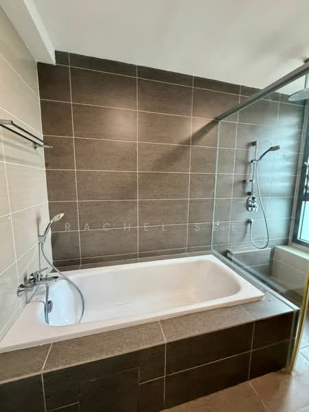 Condominium for Rent at Iskandar Residences - Rachel See - Bathroom - PropertyGuru.com.my