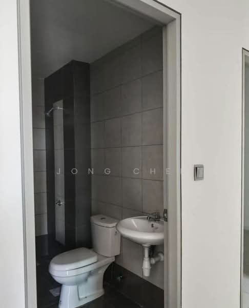Servis Apartment untuk Dijual di One 49 Residence - Jong Chen - Bathroom - PropertyGuru.com.my