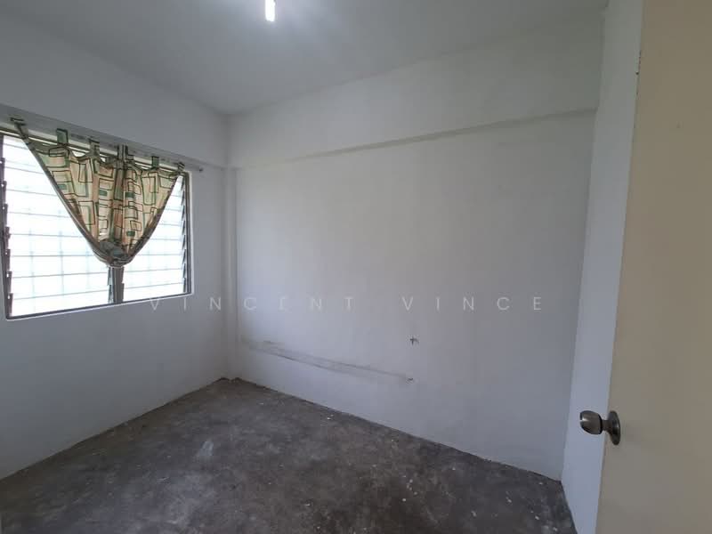 Flat for Sale at Flat Mahkota Cheras (L1 L2 L3 L4 L5) - Vincent Vince - Interior - PropertyGuru.com.my