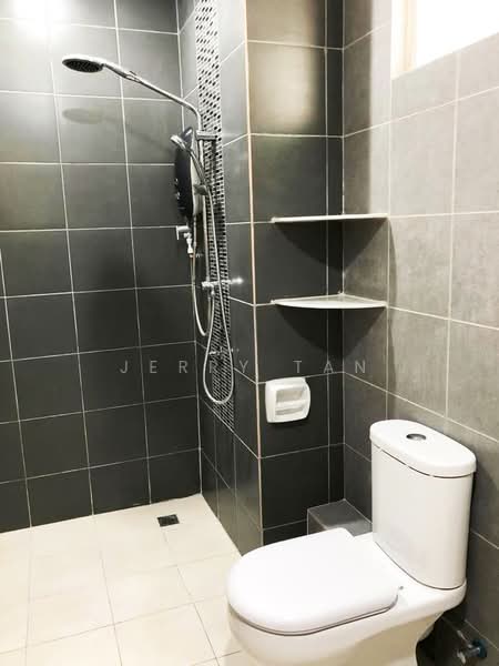 Condominium for Rent at Solaria Residences - Jerry Tan - Bathroom - PropertyGuru.com.my
