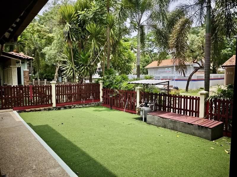 Rumah Banglo untuk Dijual di Setia Eco Park (Setia Alam) - Dinie Akmal - Garden - PropertyGuru.com.my