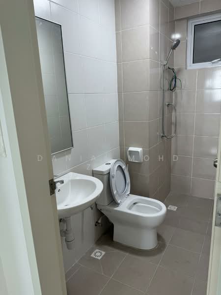 Condominium for Rent at Havana Beach Residences - Danial Mohd Zaki - Bathroom - PropertyGuru.com.my