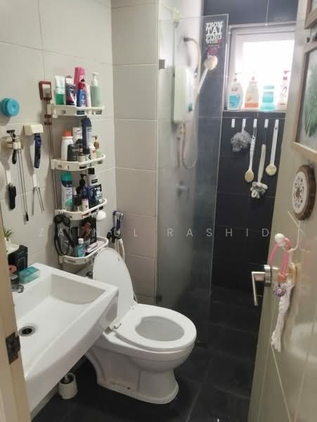 Kondominium untuk Disewa di Anyaman Residence - Zainul Rashid - Bathroom - PropertyGuru.com.my