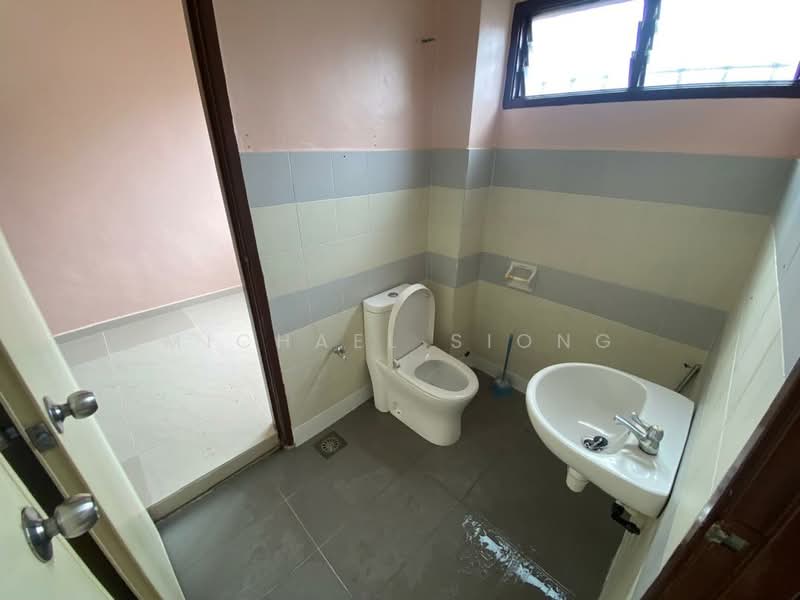 2-storey Terraced House for Rent in Rawang (Selangor) - Michael Siong - Bathroom - PropertyGuru.com.my