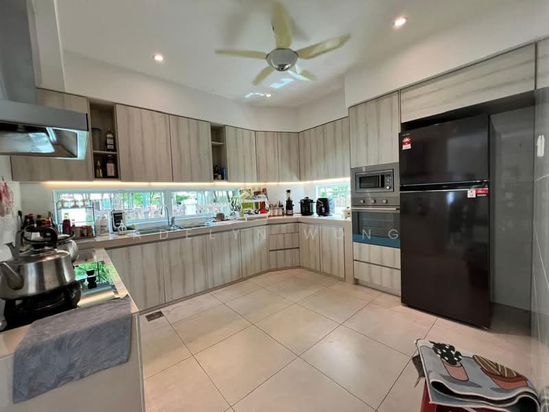 Bungalow for Sale in Seksyen U13 (Setia Alam) - Adelyn Wong - Kitchen - PropertyGuru.com.my