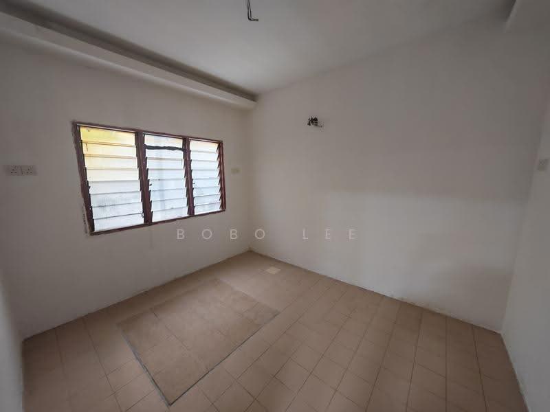 1-storey Terraced House for Sale in Jalan Klang Lama (Old Klang Road) (Kuala Lumpur) - Bobo Lee - Interior - PropertyGuru.com.my