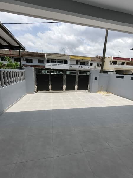 Rumah Teres 2 Tingkat untuk Dijual di Taman Ungku Tun Aminah (Skudai) - Venica For - Exterior - PropertyGuru.com.my