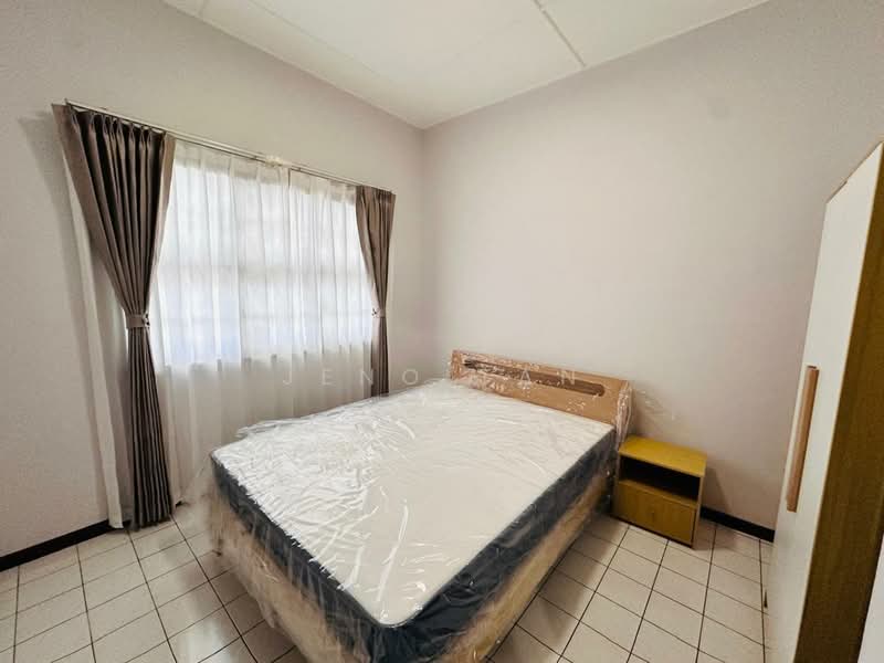 Rumah Teres 1 Tingkat untuk Disewa di Kuching (Sarawak) - Jeno Tan - Bedroom - PropertyGuru.com.my