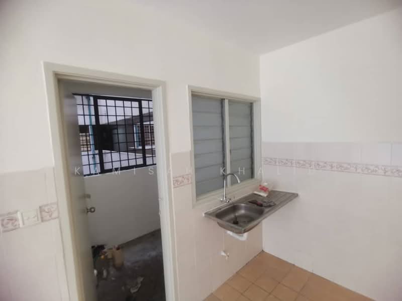 Apartment for Sale at Flora Damansara Apartment - Kamisah Khalid - Kitchen - PropertyGuru.com.my