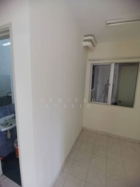 Apartment for Sale at Flora Damansara Apartment - Kamisah Khalid - Bathroom - PropertyGuru.com.my