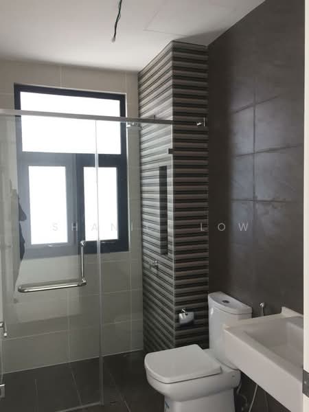 Condominium for Rent at Sky Condominium (Skyz Residence) - Shanice Low - Bathroom - PropertyGuru.com.my