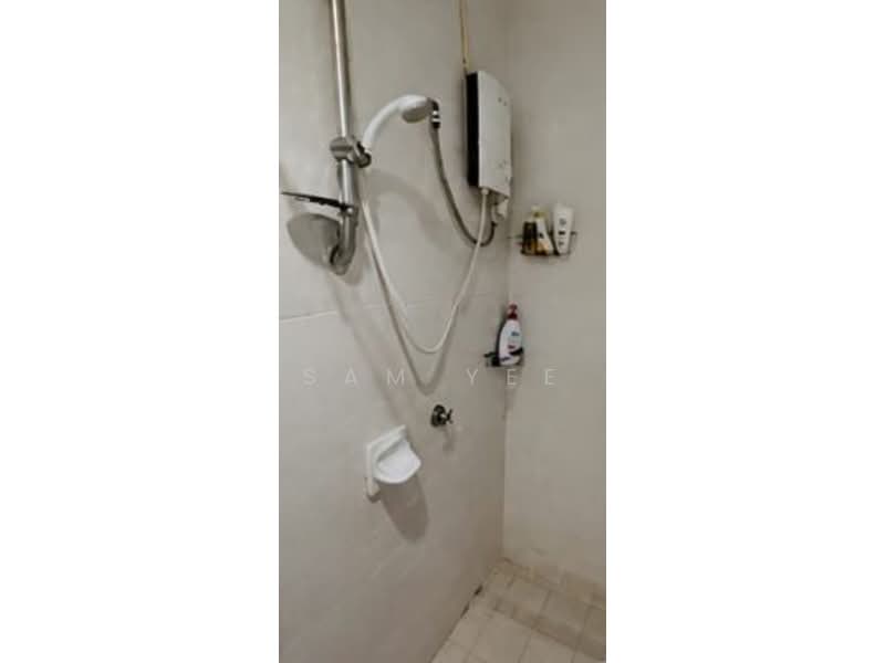 Servis Apartment untuk Disewa di Serviced Residence @ Casa Tiara - Sam Yee - Bathroom - PropertyGuru.com.my