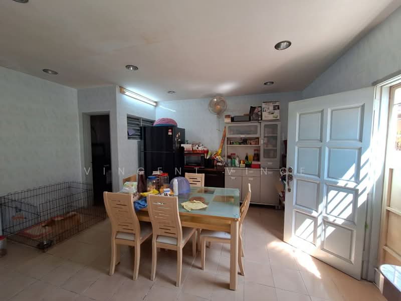 Rumah Teres 2 Tingkat untuk Dijual di Bandar Tun Hussein Onn (Cheras) - Vincent Vince - Dining Room - PropertyGuru.com.my