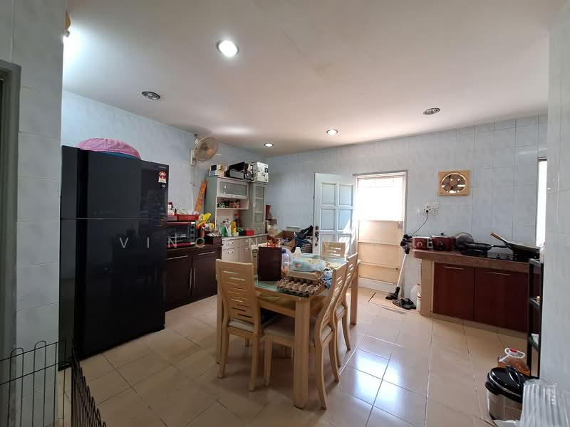 Rumah Teres 2 Tingkat untuk Dijual di Bandar Tun Hussein Onn (Cheras) - Vincent Vince - Kitchen - PropertyGuru.com.my