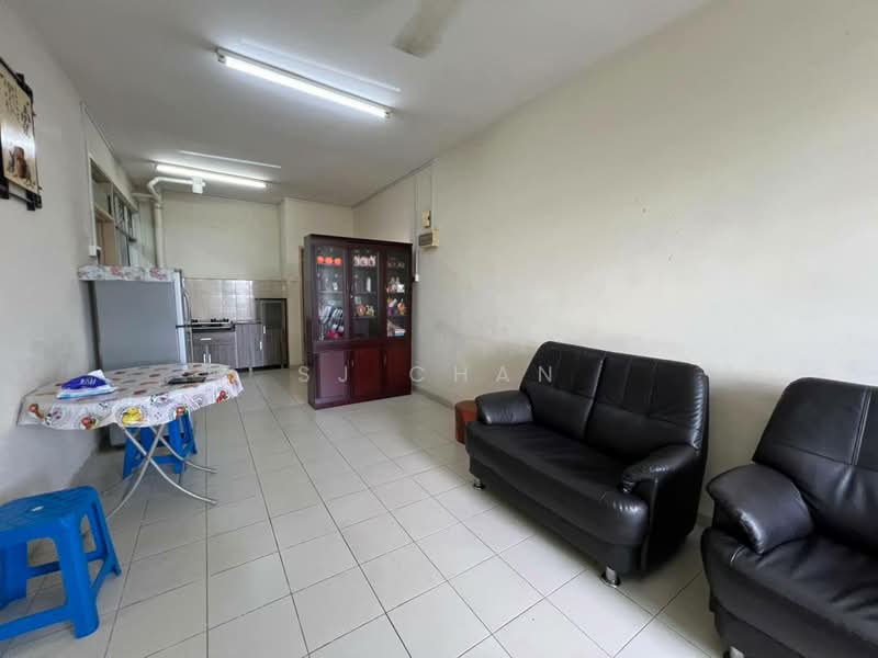 Pangsapuri untuk Disewa di Lake View Suites - SJ CHAN - PropertyGuru.com.my