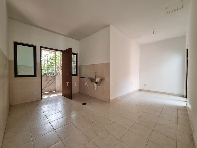 Bungalow House for Sale in Bukit Rahman Putra (Sungai Buloh) - Ethan Swe - Kitchen - PropertyGuru.com.my