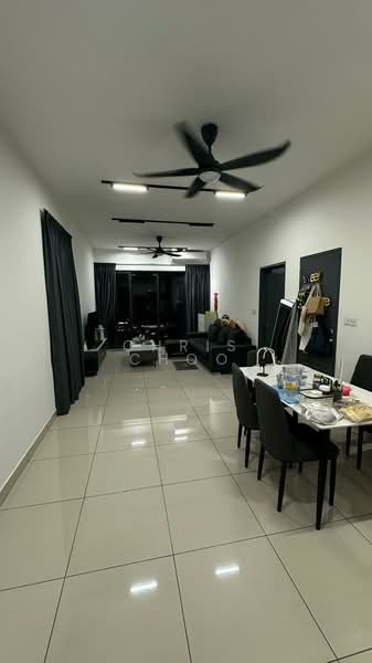 Kondominium untuk Dijual di The Hermington - Chris Choo - Living Room - PropertyGuru.com.my