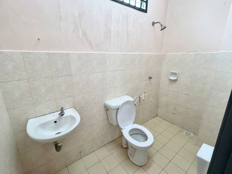 1.5-storey Terraced House for Sale in Bandar Putra (Kulai) - Shirley Haw - PropertyGuru.com.my