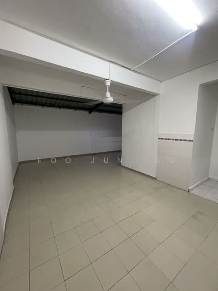 Rumah Teres 1.5 Tingkat untuk Disewa di Taman Megah Ria (Masai) - Foo Jun Tao - PropertyGuru.com.my