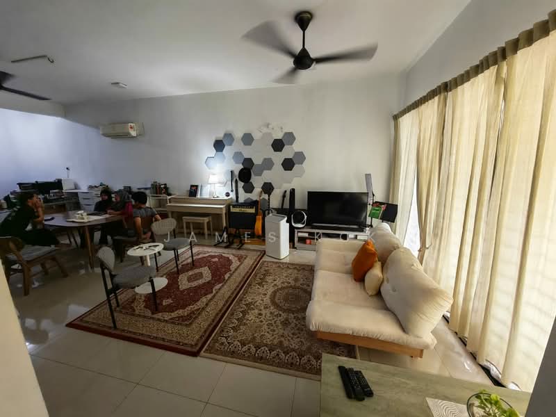 2-storey Terraced House for Rent in Bandar Bukit Raja (Klang) - James Kok - Living Room - PropertyGuru.com.my