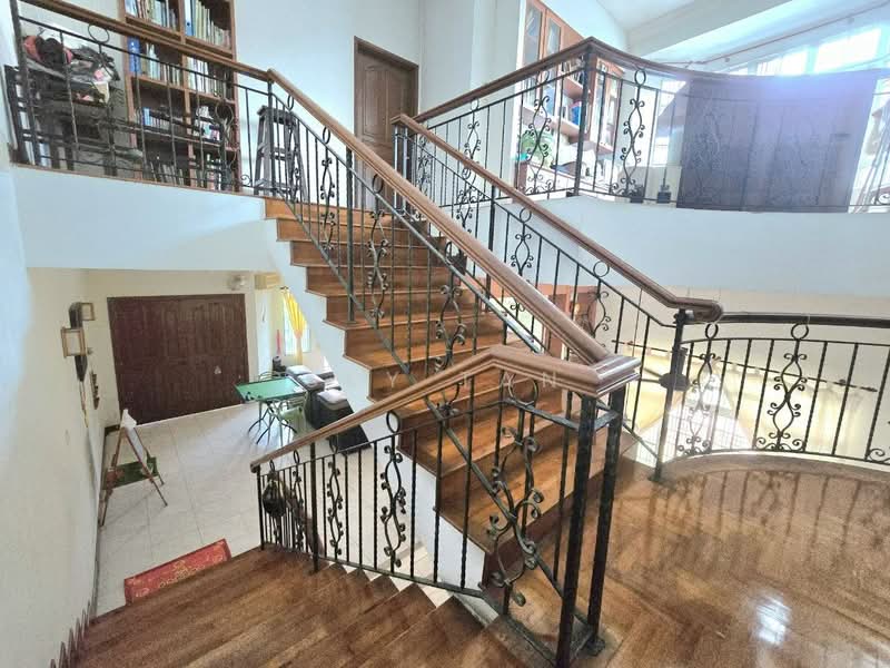 Semi-Detached House for Sale in Taman Molek (Johor Bahru) - Sky Tan - Interior - PropertyGuru.com.my