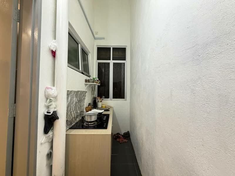 Rumah Teres 1 Tingkat untuk Dijual di Klang (Selangor) - Natasha Shadan - Kitchen - PropertyGuru.com.my