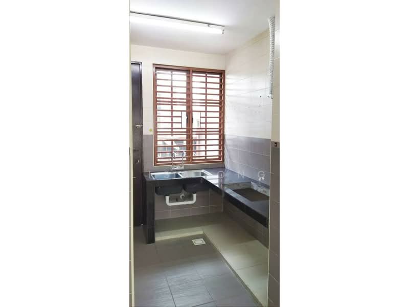 Rumah Teres 3 Tingkat untuk Disewa di Laman Rimbunan (Kepong) - Lisa Ong - Kitchen - PropertyGuru.com.my