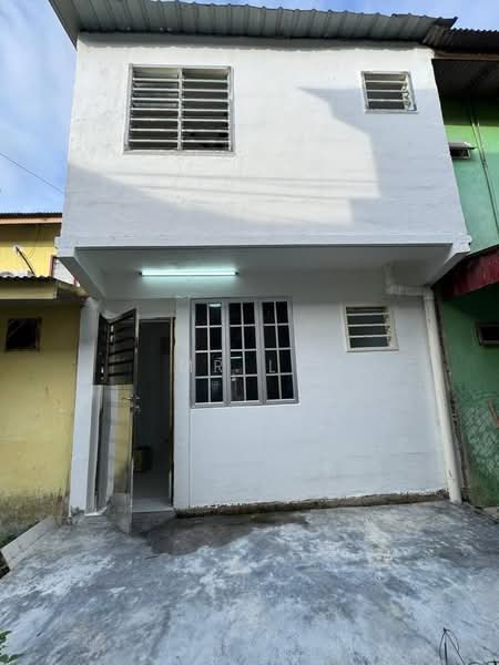 Rumah Teres 2 Tingkat untuk Disewa di Taman Puteri Wangsa (Ulu Tiram) - Mr Lu - PropertyGuru.com.my