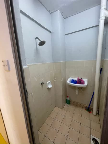 Flat for Rent at Mutiara Vista - Jax Quan - Bathroom - PropertyGuru.com.my