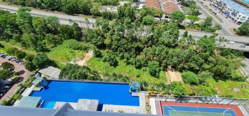 Servis Apartment untuk Disewa di The Sky Executive Suites - Jin Teok - Pool - PropertyGuru.com.my