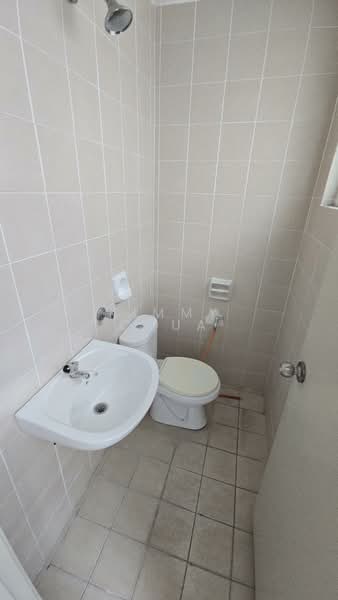 Rumah Teres 2 Tingkat untuk Dijual di Goodview Heights (Kajang) - Kimmy Chua - Bathroom - PropertyGuru.com.my