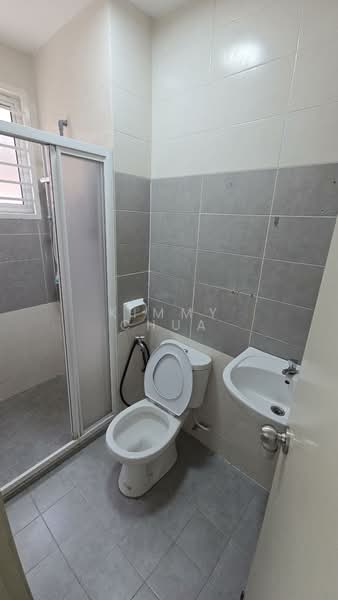 Rumah Teres 2 Tingkat untuk Dijual di Goodview Heights (Kajang) - Kimmy Chua - Bathroom - PropertyGuru.com.my