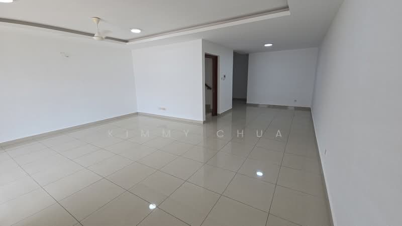 Rumah Teres 2 Tingkat untuk Dijual di Goodview Heights (Kajang) - Kimmy Chua - Living Room - PropertyGuru.com.my
