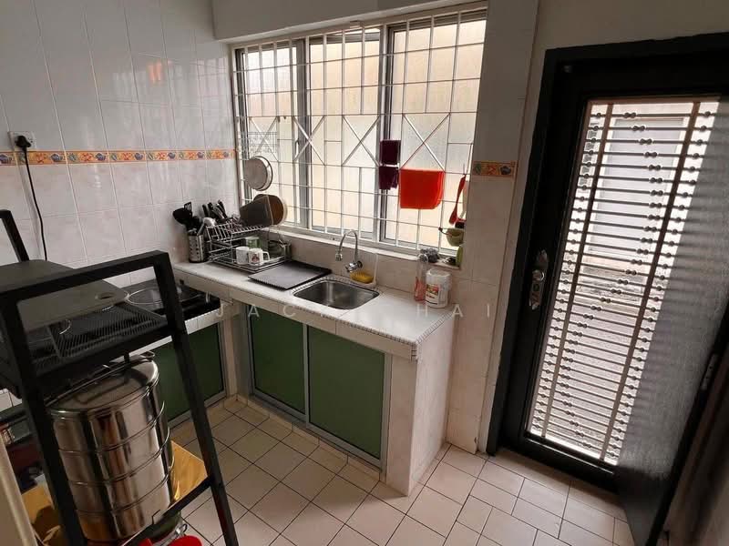 1.5-storey Terraced House for Sale in Taman Gaya (Ulu Tiram) - Jack Chai - PropertyGuru.com.my