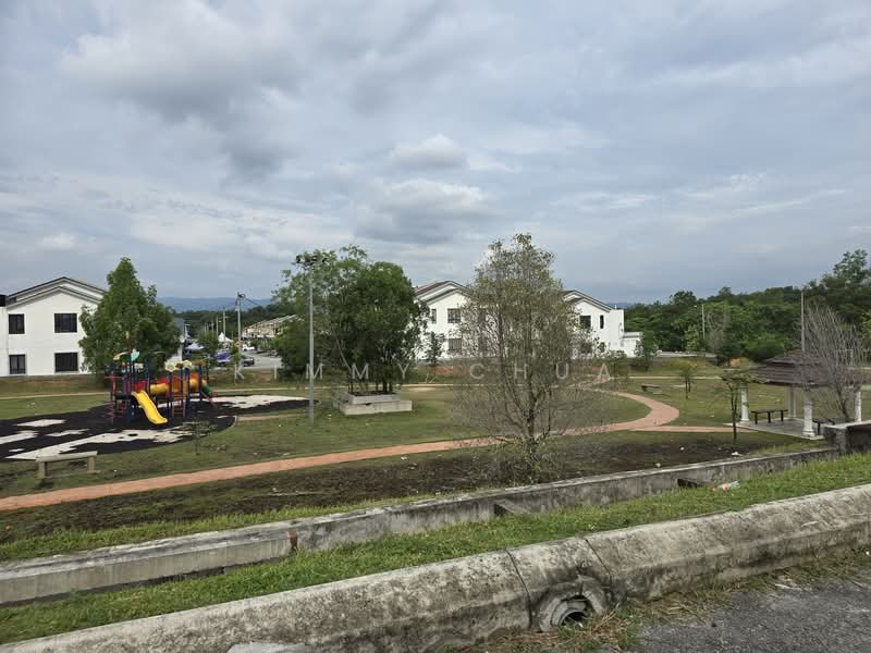 Rumah Teres 2 Tingkat untuk Dijual di Semenyih Parklands (Beranang) - Kimmy Chua - Exterior - PropertyGuru.com.my