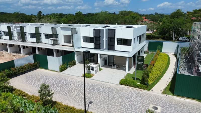 2-storey Terraced House for Sale in Gelang Patah (Johor) - Darren Mong - PropertyGuru.com.my