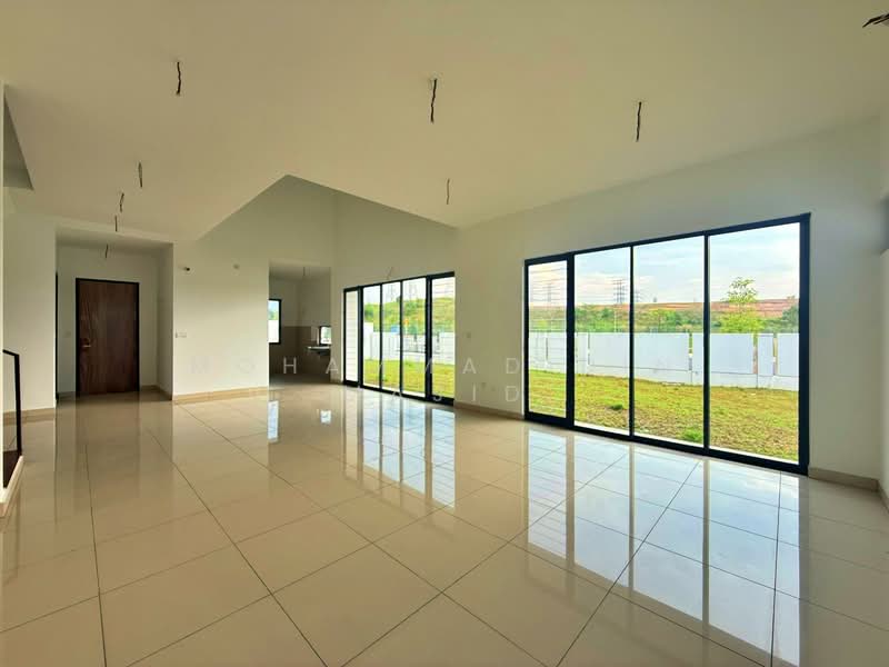 Rumah Berkembar untuk Dijual di Elmina (Shah Alam) - Mohammad Din Majid - Living Room - PropertyGuru.com.my
