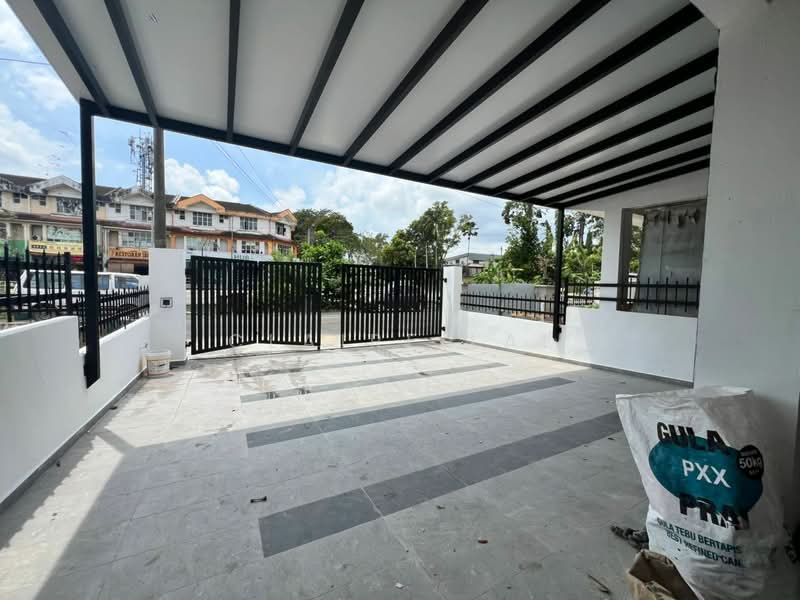 2-storey Terraced House for Sale in Taman Sri Putri (Kulai) - Claire Lai - Exterior - PropertyGuru.com.my