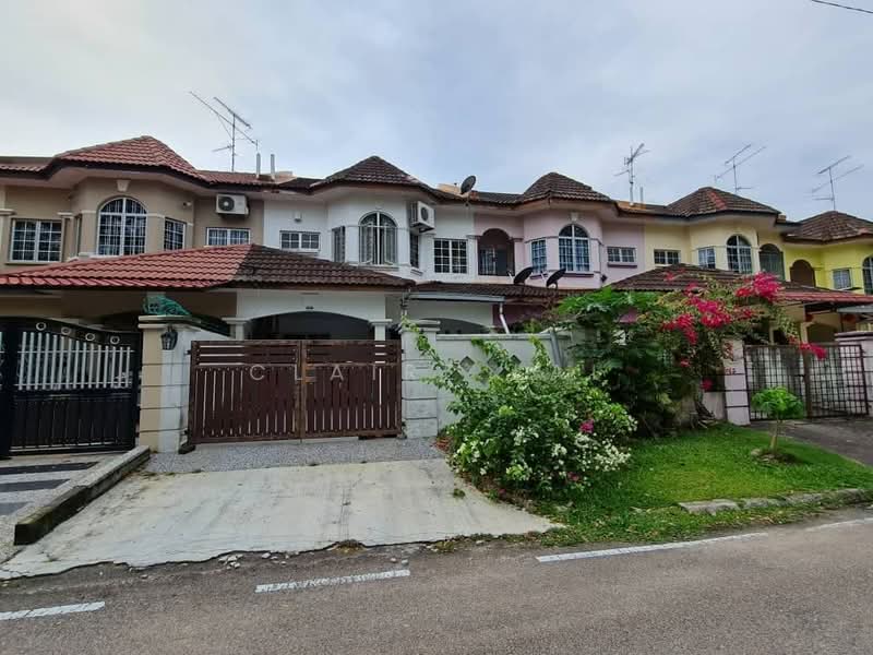 2-storey Terraced House for Sale in Bandar Putra (Kulai) - Claire Lai - Exterior - PropertyGuru.com.my