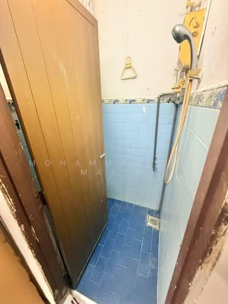 Rumah Teres 1 Tingkat untuk Dijual di Seksyen 17 (Shah Alam) - Mohammad Din Majid - Bathroom - PropertyGuru.com.my