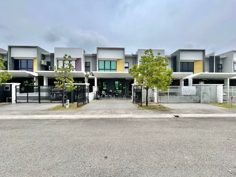 Rumah Teres 2 Tingkat untuk Dijual di Shah Alam (Selangor) - Mohammad Din Majid - Exterior - PropertyGuru.com.my