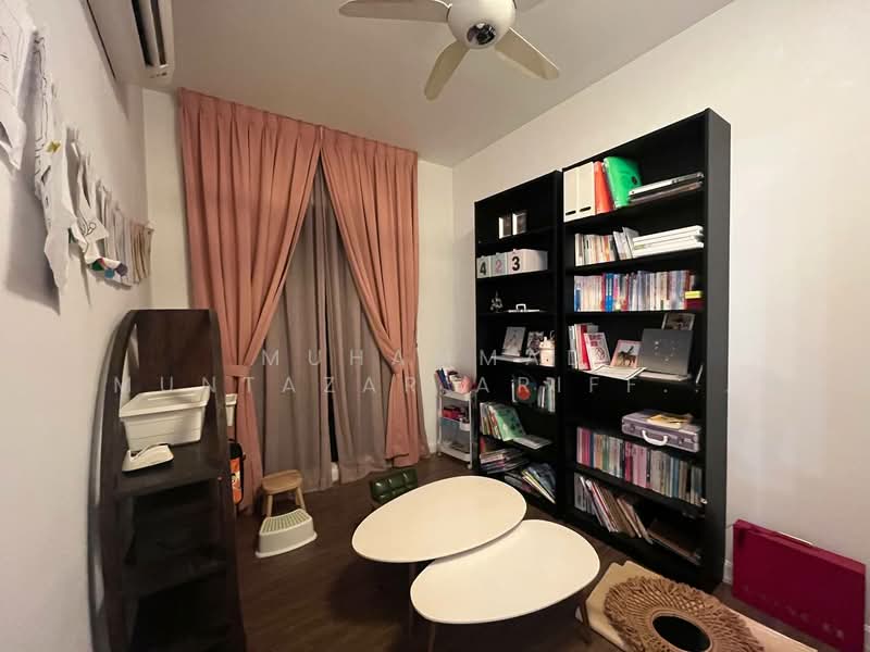 Condominium for Rent at Isle of Kamares - MUHAMMAD MUNTAZAR ARIFF JOHOR - Study - PropertyGuru.com.my