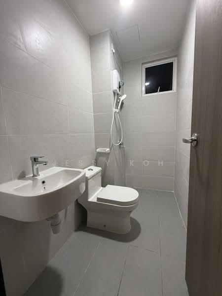 Servis Apartment untuk Disewa di TRELLIS RESIDENCES - Jessy Koh - Bathroom - PropertyGuru.com.my