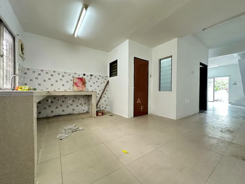 Rumah Teres 2 Tingkat untuk Dijual di Pekan Batu 9 (Cheras) - Firdaussazwan Mustafa - PropertyGuru.com.my