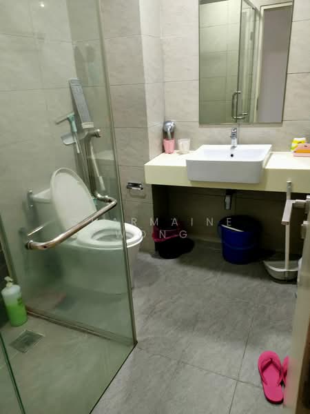 Kondominium untuk Disewa di Vivo Residential Suites - Charmaine Wong - Bathroom - PropertyGuru.com.my